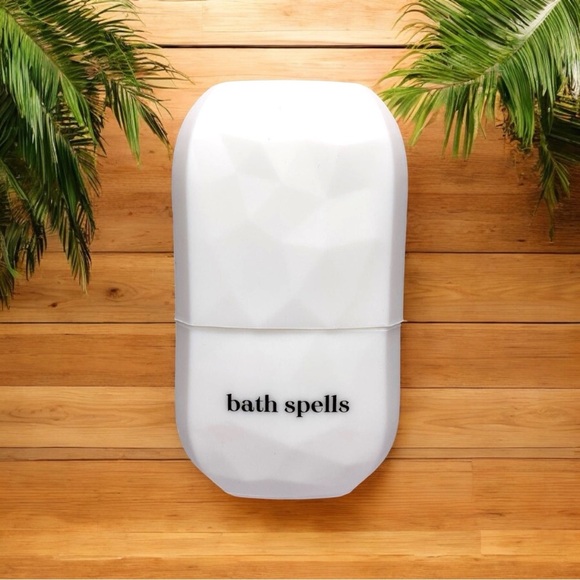 BATH SPELLS White Ice Roller for Face & Eye Beauty Massage – NEW - Picture 1 of 5